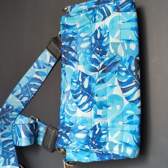 Think Royln #Lifeonthefly Blue Botanical Puffer  Crossbody Bag - Picture 4 of 11